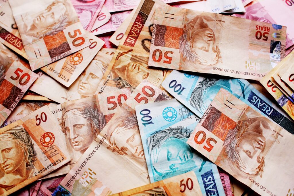 Notas de Dinheiro representando a corrupção.