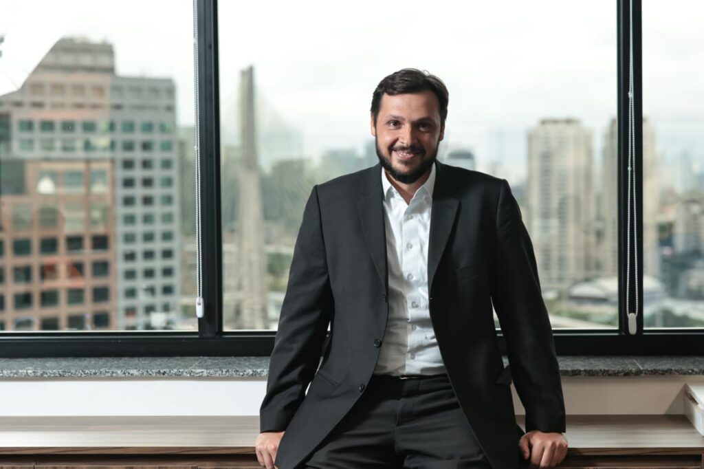 Geyson Bruno Giglio Silva