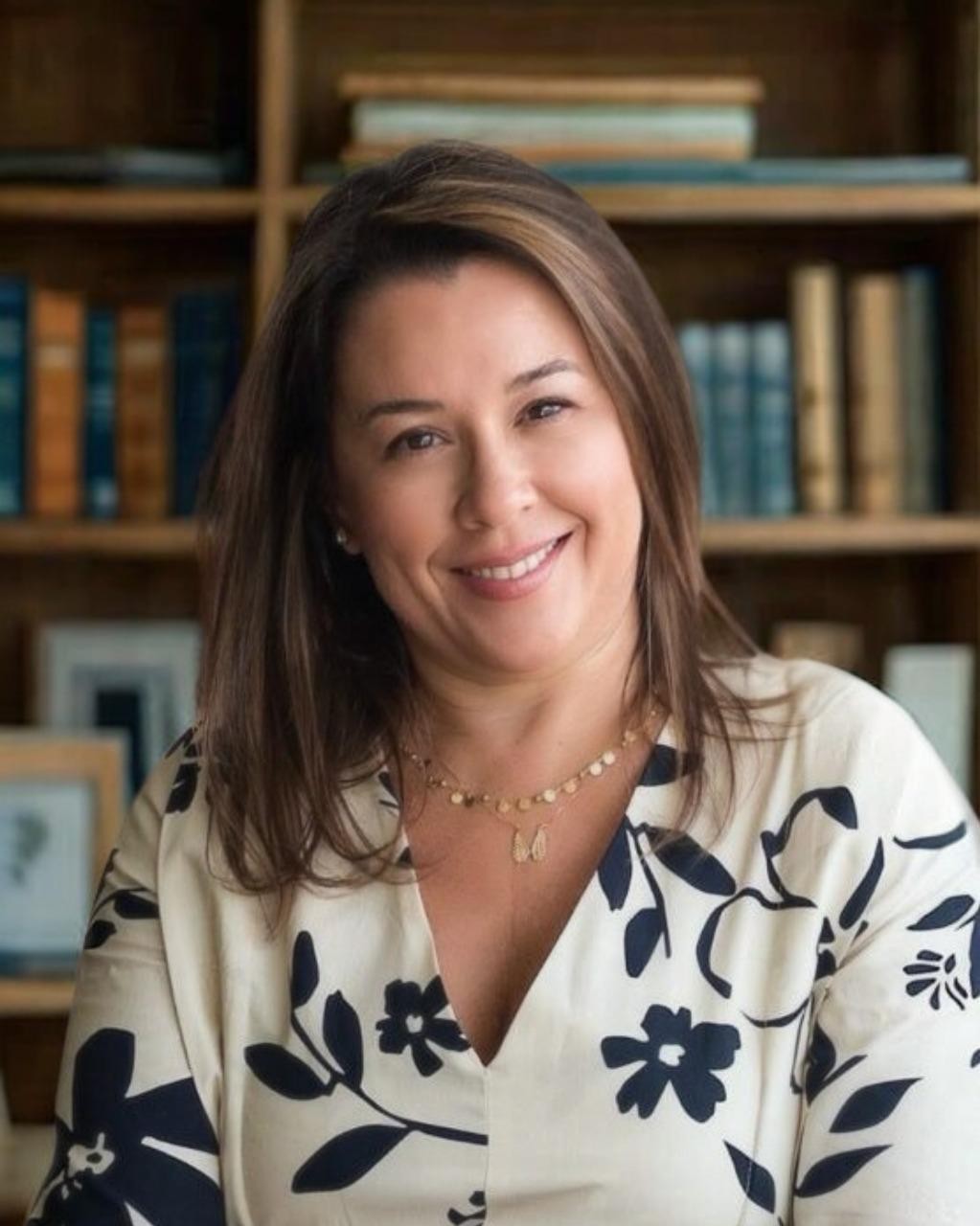 Claudia Passos Teixeira Santiago