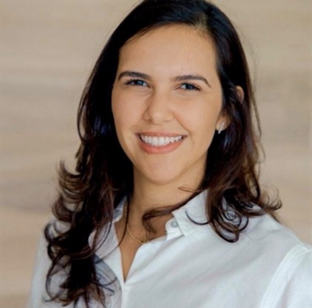 Laís Leal Cavalcanti