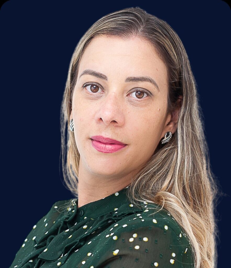 Cintia Oliveira